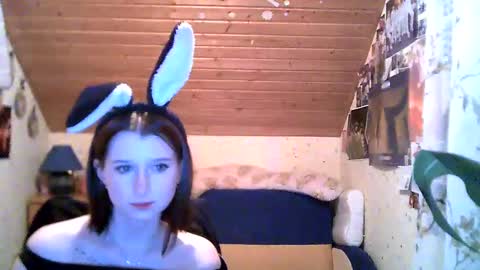 adorable_sparkle online show from 12, 3, 2025