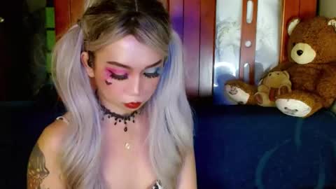 Snapshot of adorableslutxxx chatting on 17, 1, 2025 jasmine online show from 17, 1, 2025