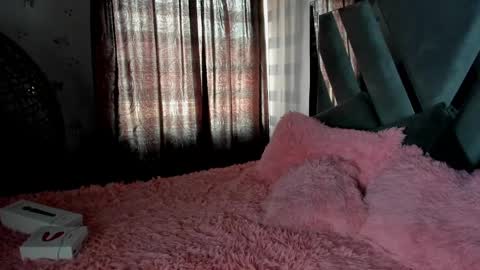 Snapshot of adorabolt chatting on 15, 12, 2024 Stormi online show from 15, 12, 2024