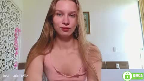 Lia  online show from 18, 6, 2026