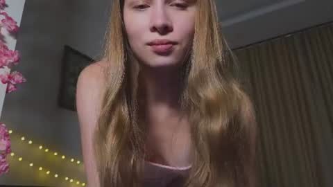 Lia  online show from 28, 7, 2026