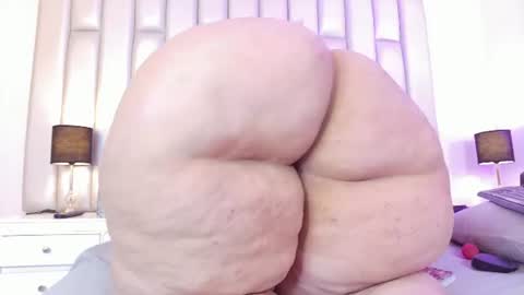 ANDREA PEREZ online show from 11, 7, 2026