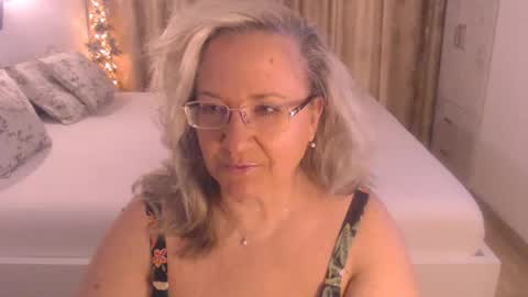 Cryna online show from 6, 5, 2026