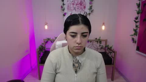 Adri  online show from 30, 6, 2026