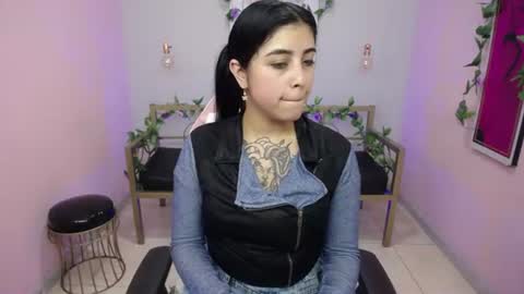 Adri  online show from 19, 7, 2026