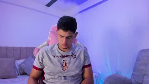 ADRIAN online show from 10, 7, 2026