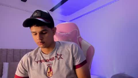 ADRIAN online show from 4, 8, 2026