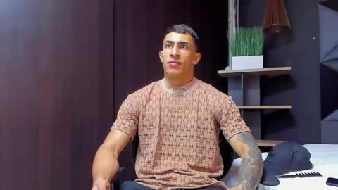 Snapshot of adrian_rae chatting on 11, 9, 2025   online show from 11, 9, 2025