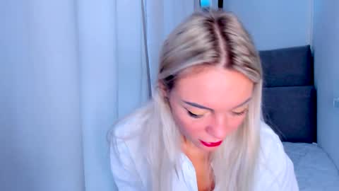 Adriana online show from 9, 2, 2025