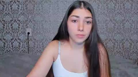Snapshot of adrianakuiper chatting on 16, 7, 2026 Adriana online show from 16, 7, 2026