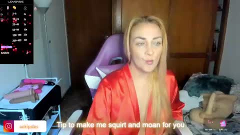 Adriana Paredes  online show from 11, 6, 2026