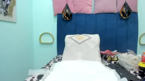 adriana online show from 8, 5, 2026