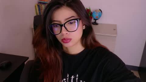 Adriana  online show from 7, 5, 2026