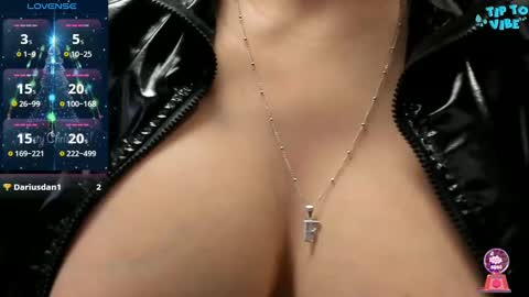 adriannalyly online show from 4, 12, 2024