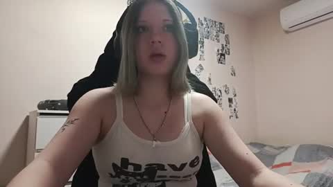 Snapshot of adriannamalango chatting on 27, 6, 2026 Sofa online show from 27, 6, 2026