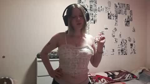 Snapshot of adriannamalango chatting on 1, 7, 2026 Sofa online show from 1, 7, 2026