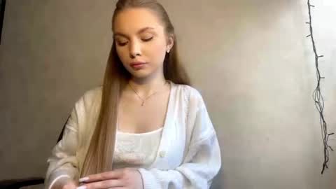 Caroline online show from 21, 3, 2026