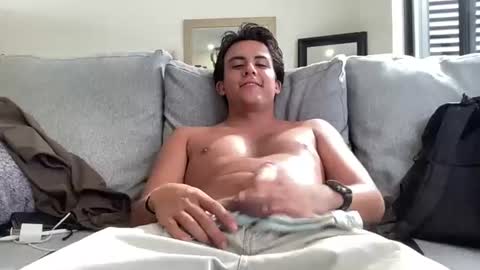 adriannn222 online show from 2, 8, 2026