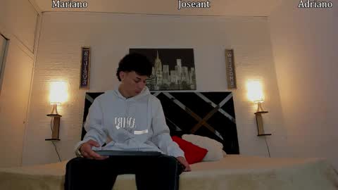 Snapshot of adriano_bigcock chatting on 9, 9, 2025 Adrian online show from 9, 9, 2025