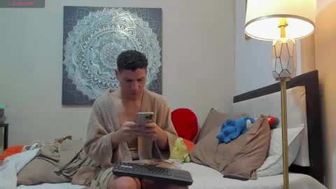 Adrian online show from 8, 11, 2025