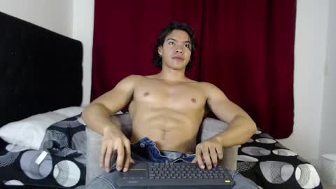 adriel_escalante online show from 10, 1, 2026