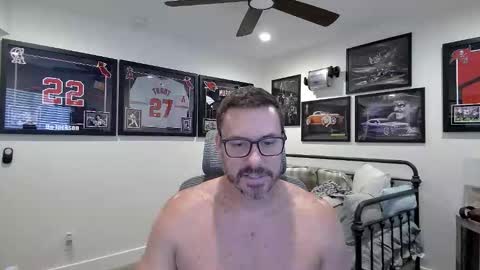 adventrs_fun online show from 11, 5, 2026