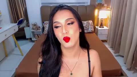 Ur Dream girl online show from 18, 2, 2025