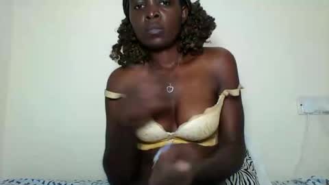 Yvonne online show from 27, 7, 2026