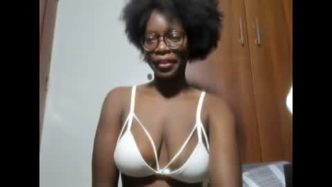 Leah online show from 2, 12, 2024