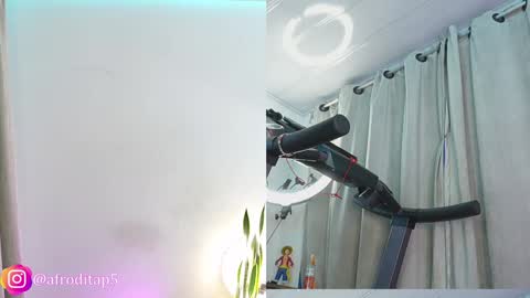 Snapshot of afrodita_p_ chatting on 7, 2, 2025 Afrodita P online show from 7, 2, 2025