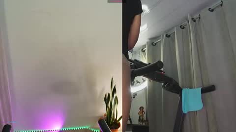 Snapshot of afrodita_p_ chatting on 29, 9, 2025 Afrodita P online show from 29, 9, 2025