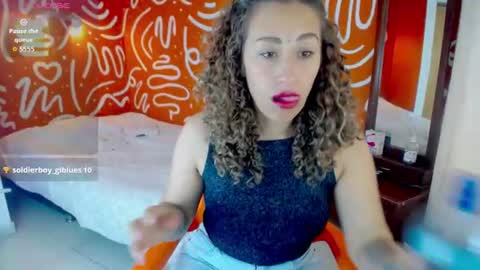 Snapshot of afrodita_solis chatting on 26, 6, 2026 afrodita_solis online show from 26, 6, 2026