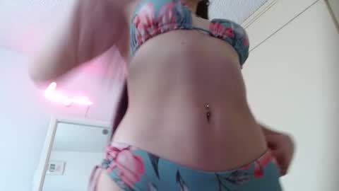 Snapshot of afrodithaa_ chatting on 16, 12, 2025 afrodithaa_ online show from 16, 12, 2025
