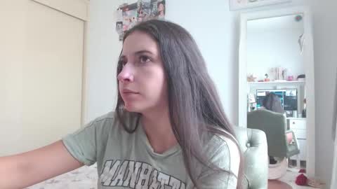 afrodithaa_ online show from 25, 3, 2026