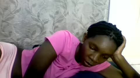 Snapshot of afronubians_ chatting on 5, 2, 2025 pink and josphen online show from 5, 2, 2025