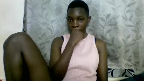 Snapshot of afronubians_ chatting on 10, 3, 2025 pink and josphen online show from 10, 3, 2025