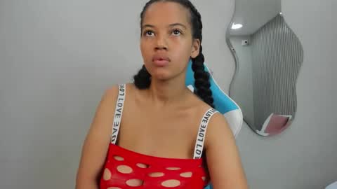 A G A T A  online show from 25, 10, 2025