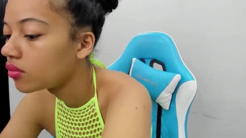 A G A T A  online show from 14, 11, 2025