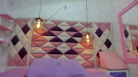 Snapshot of agata_01_ chatting on 1, 3, 2025 Ana online show from 1, 3, 2025