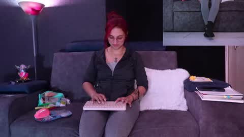 Agata Collinss online show from 16, 9, 2025