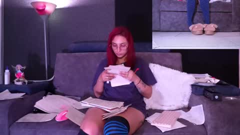 Agata Collinss online show from 22, 9, 2025