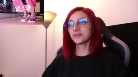 Agata Collinss online show from 3, 2, 2026