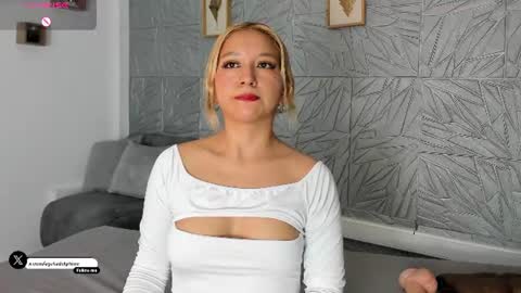 Agatadelphine online show from 4, 7, 2026