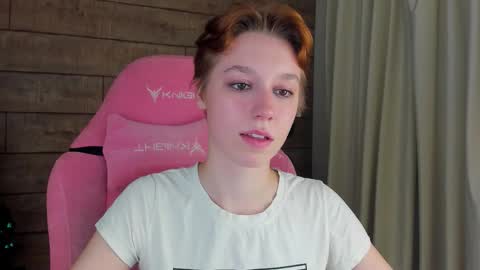 Snapshot of agatagate chatting on 19, 12, 2025 AgataGate online show from 19, 12, 2025