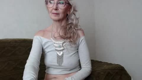 Agatha online show from 24, 2, 2025