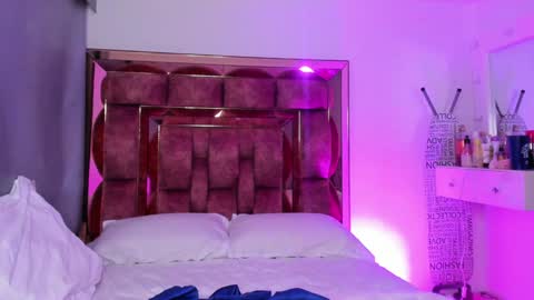 Agatha online show from 30, 1, 2025