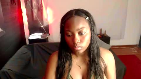 CAROLINA online show from 28, 11, 2025