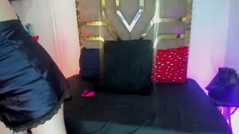 agatha ross online show from 24, 7, 2026