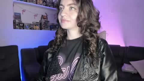 Camila     2 online show from 17, 7, 2026