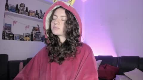 Camila     2 online show from 28, 7, 2026